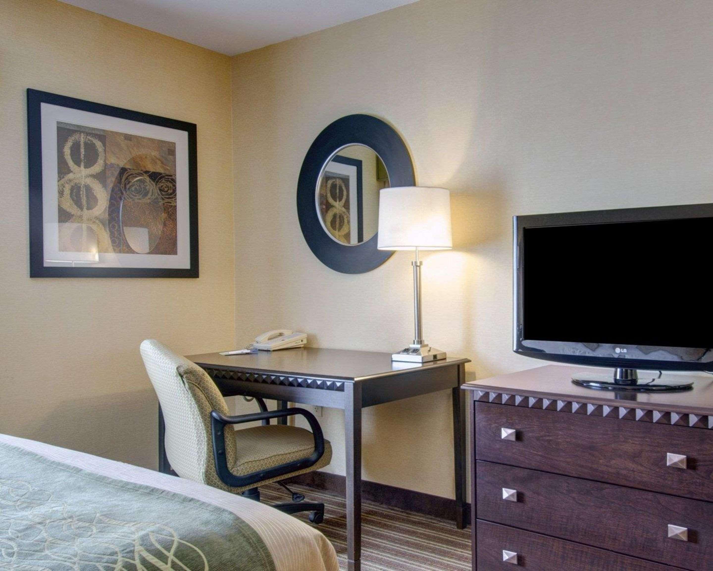 Spark By Hilton Woburn Boston Bagian luar foto