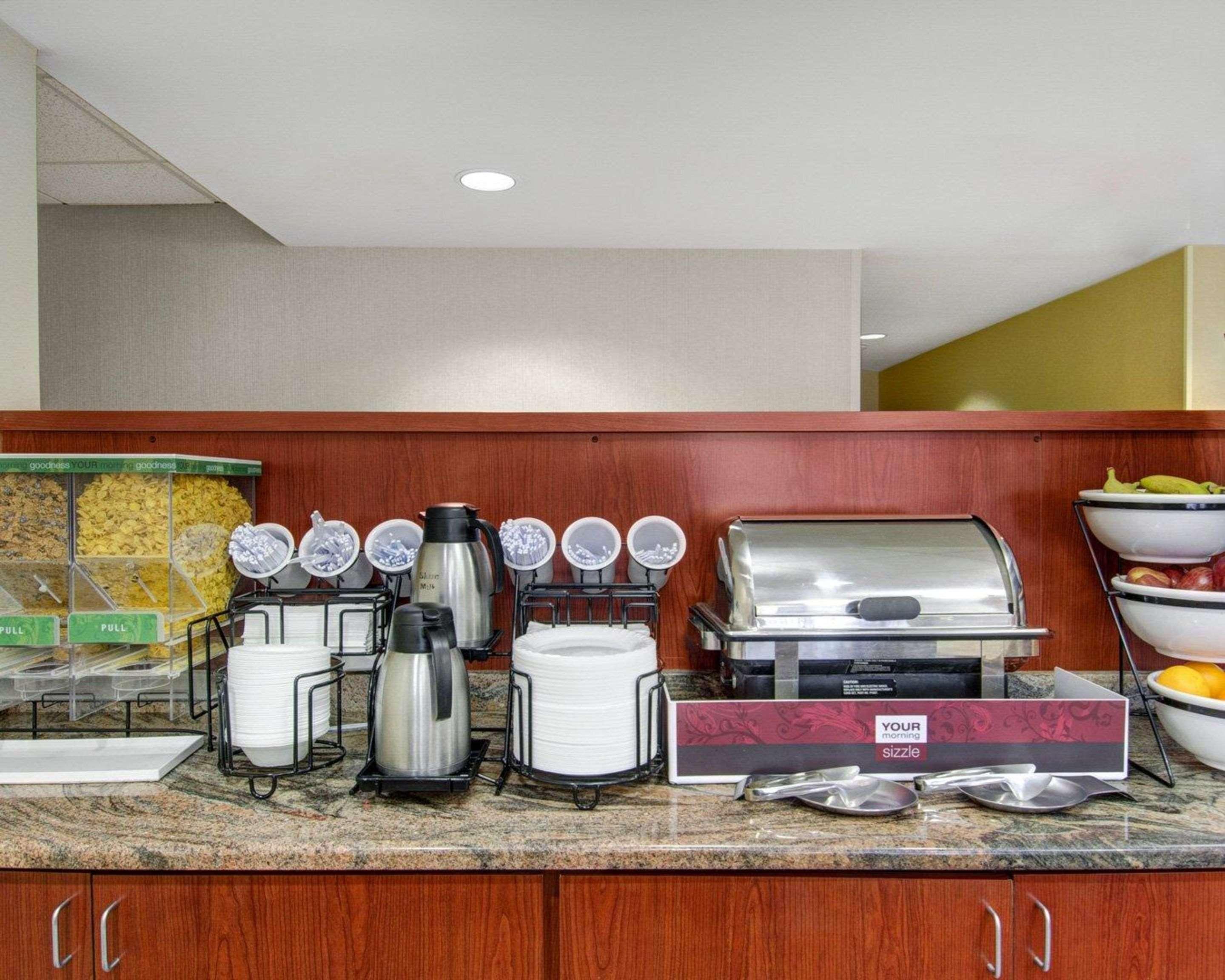 Spark By Hilton Woburn Boston Bagian luar foto